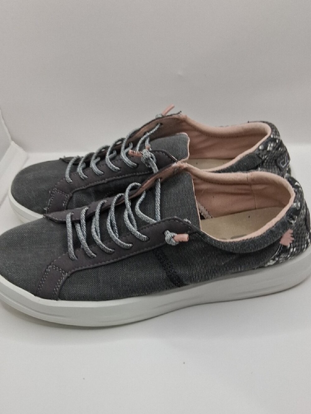 HEY DUDE Gray Lace-Up Sneakers with Pink Accents - Picture 4 of 11